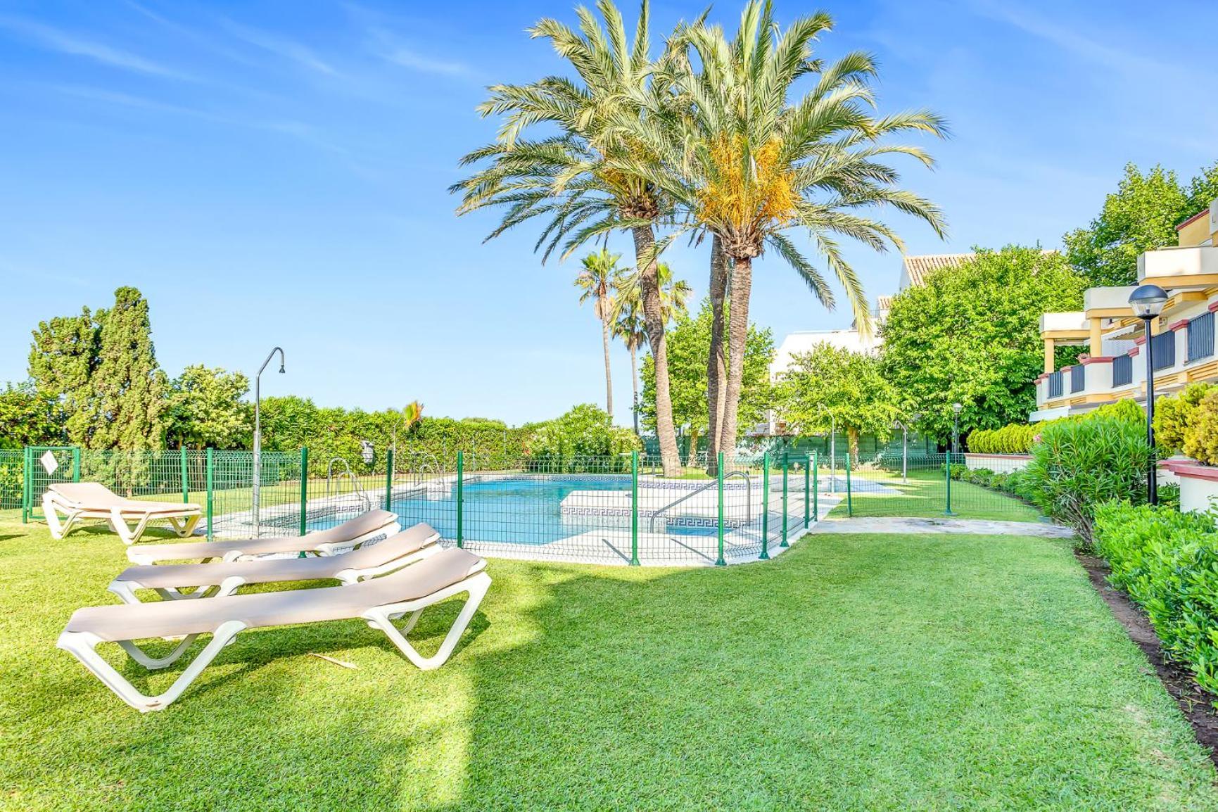 Modern Beach Apartment Romana Playa 723 In Marbella, Elviria Exterior photo